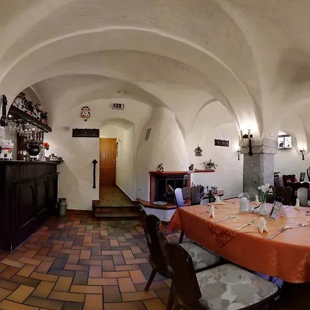 מלון Folklorehof 3*