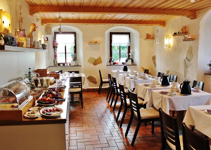 Hotel Folklorehof 3*